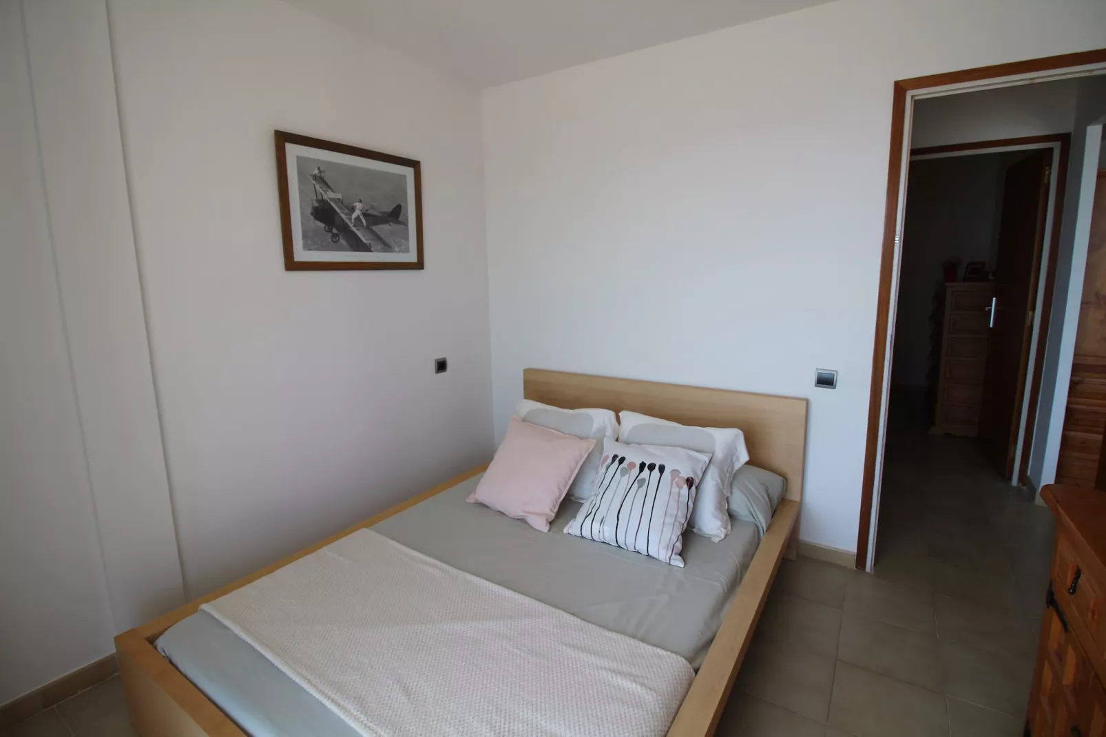0102-KARINA 16º L-Chambre