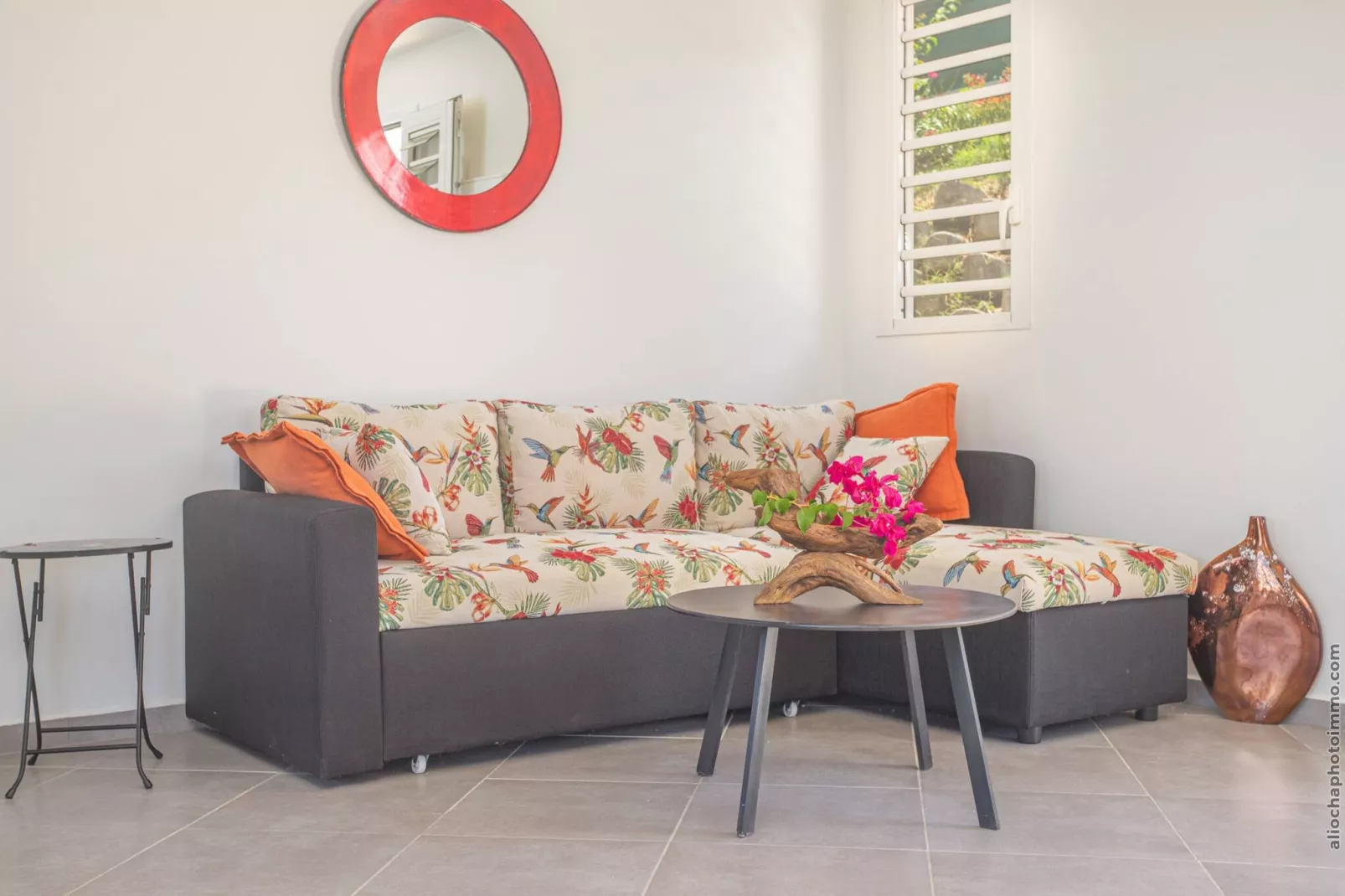 Bungalow Chic : Vue Mer & Montagne (Orange)-Wohnzimmer