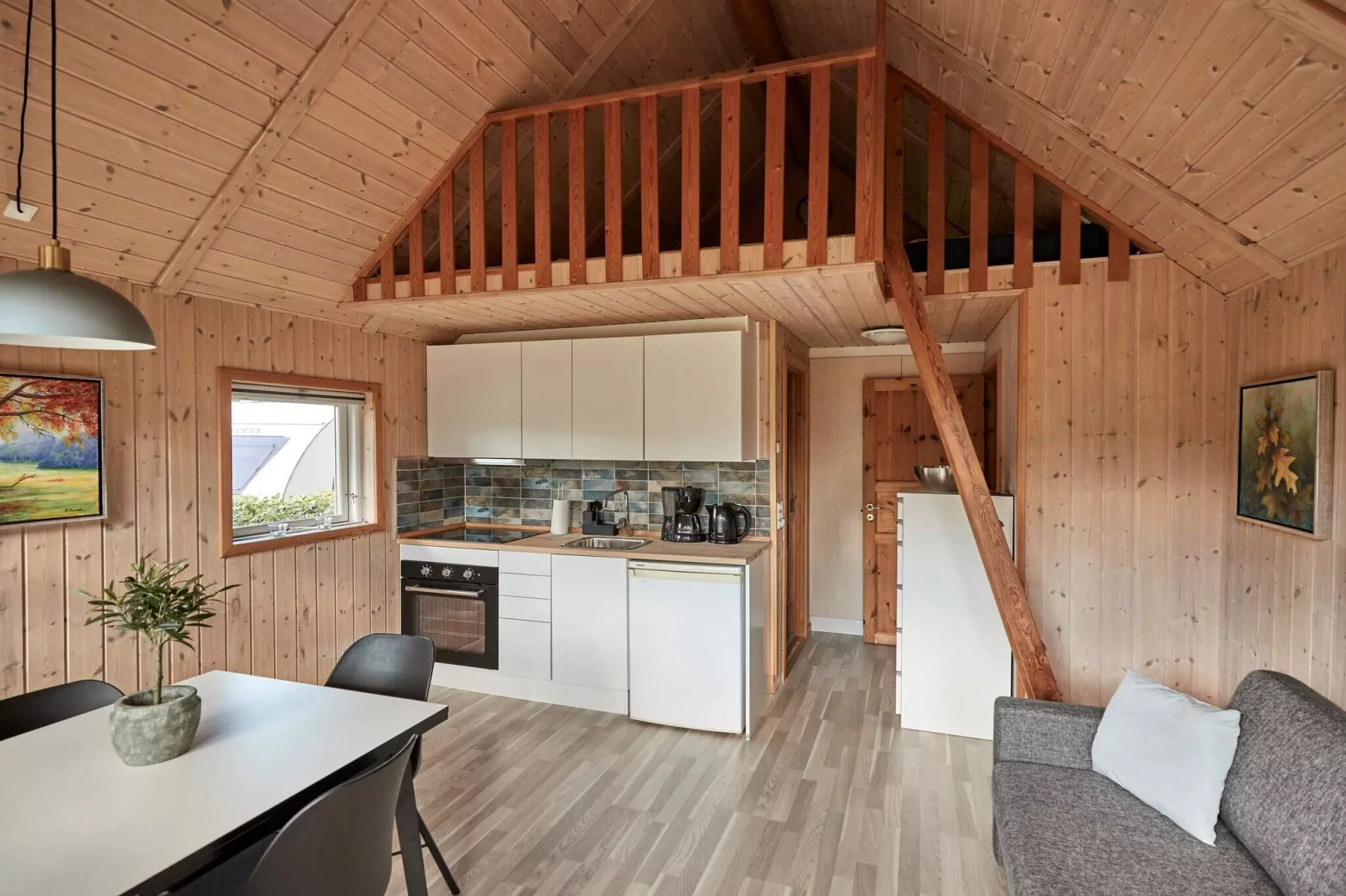 SCANDINAVIAN-Indoor