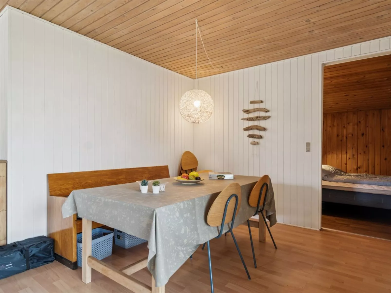 "Bruno" - 400m from the sea-Dedans