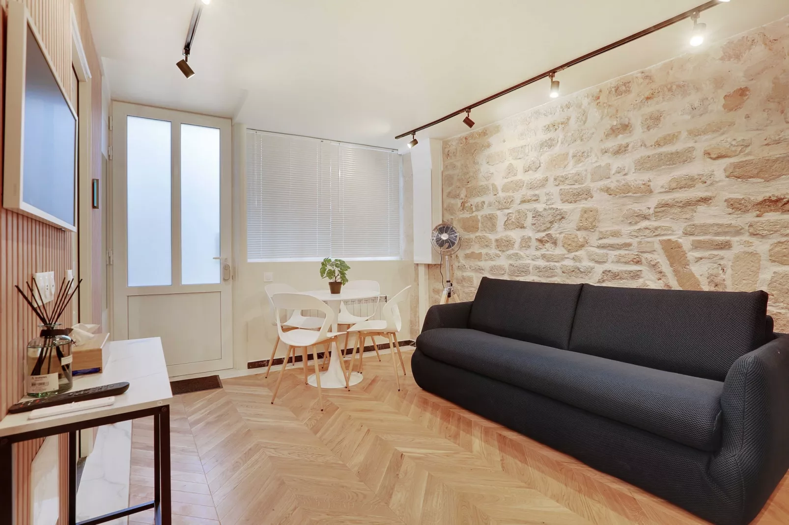 DA-4-ABBESSES-Non tagué
