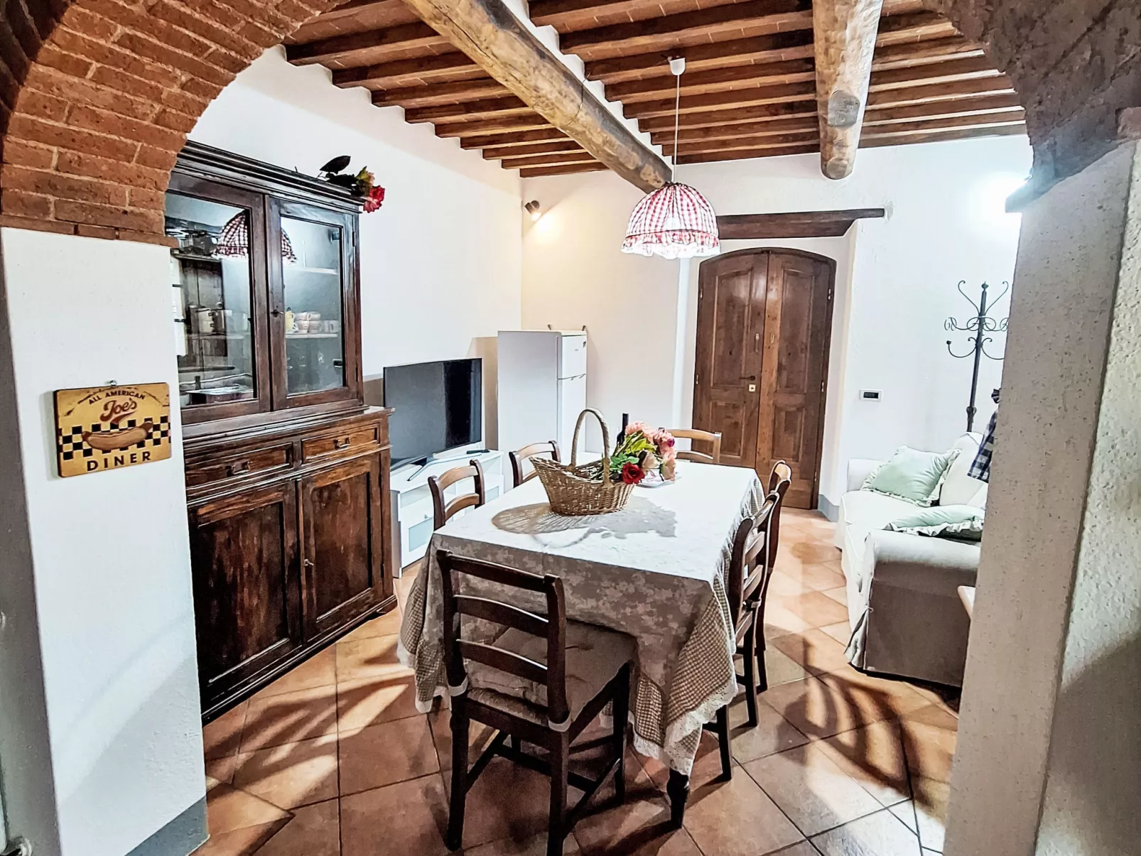 Gaiole Apartament-Inside