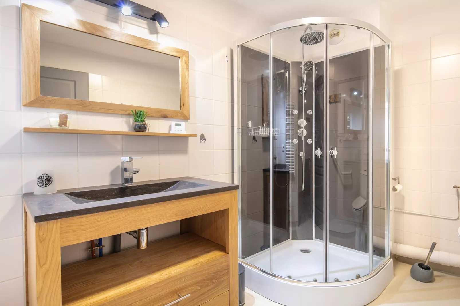 Les Grizzlis N°24 - 2P5-Bathroom