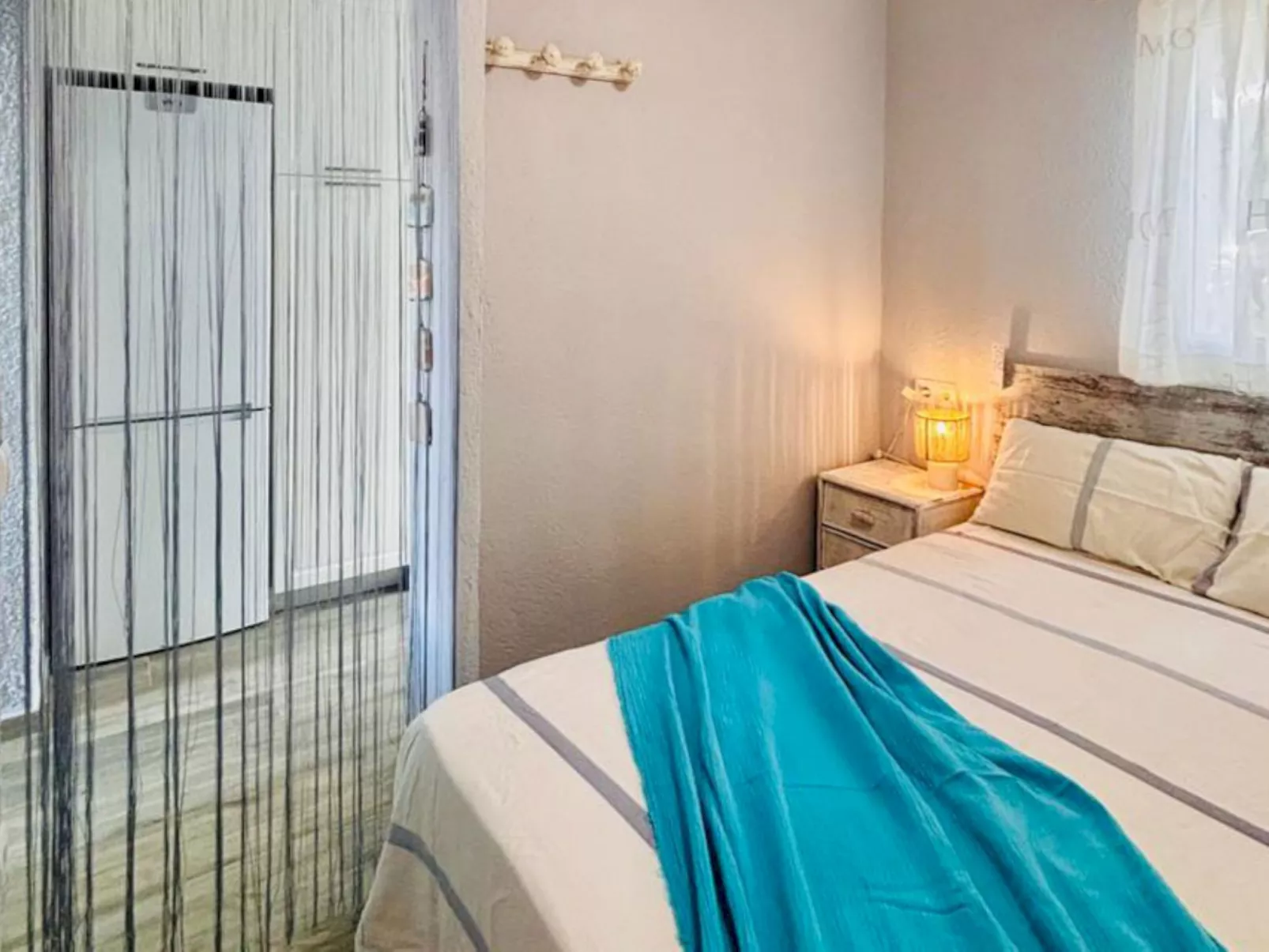Calafat-Inside