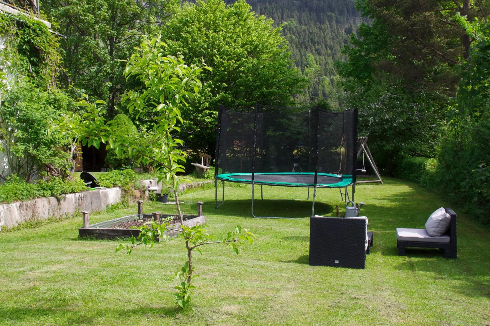 Haus Bergwald TOP 2-Gardens summer