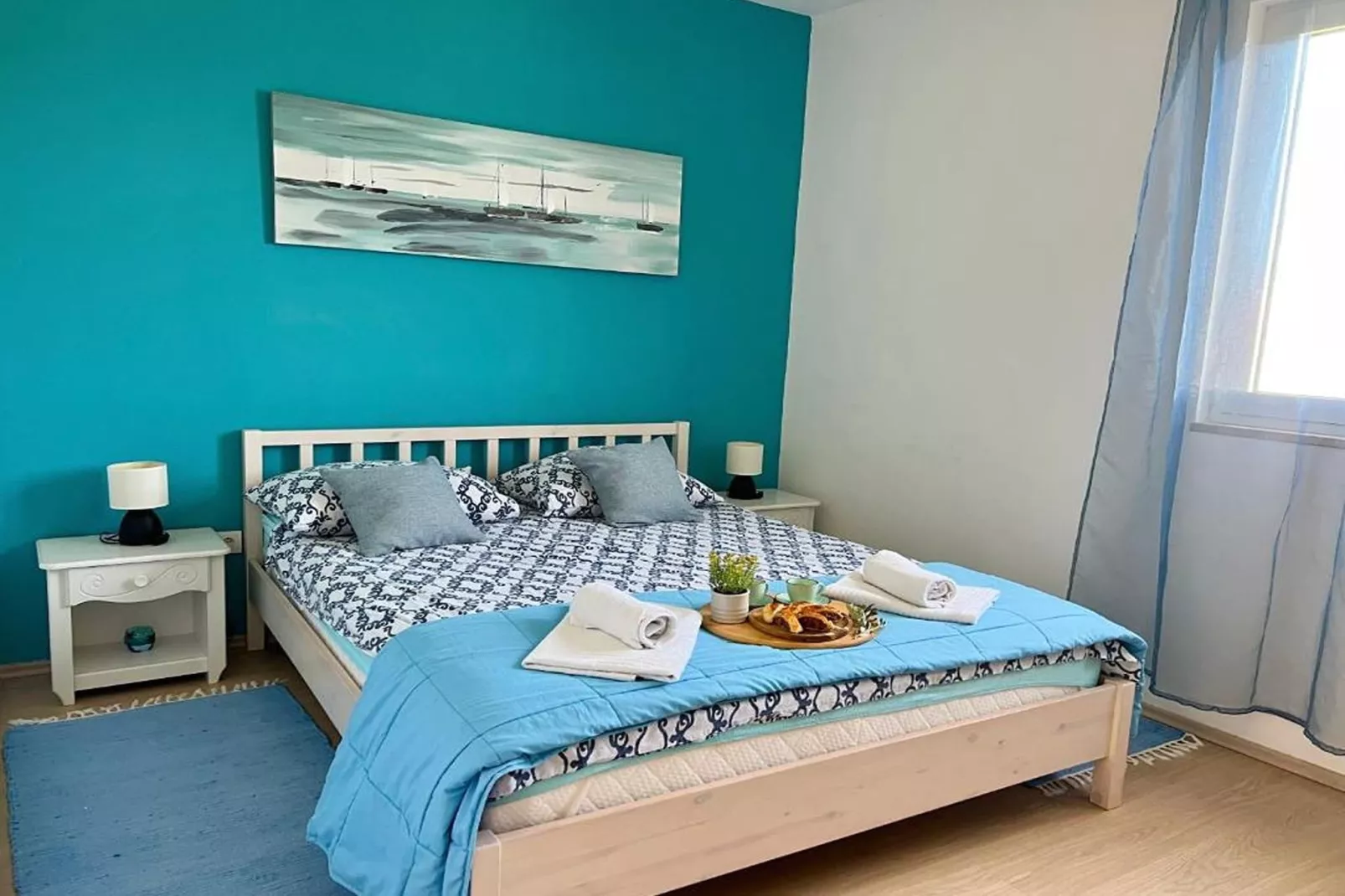 Apartment Zara - Two Bedroom Apartment with Balcony-Bedroom