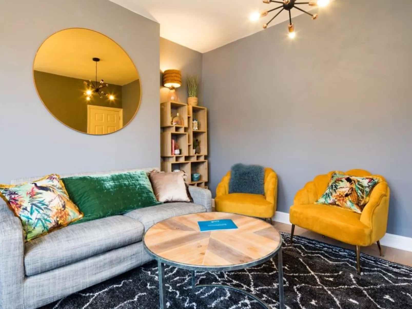 Lenna Gdns 2 Bed-Dedans