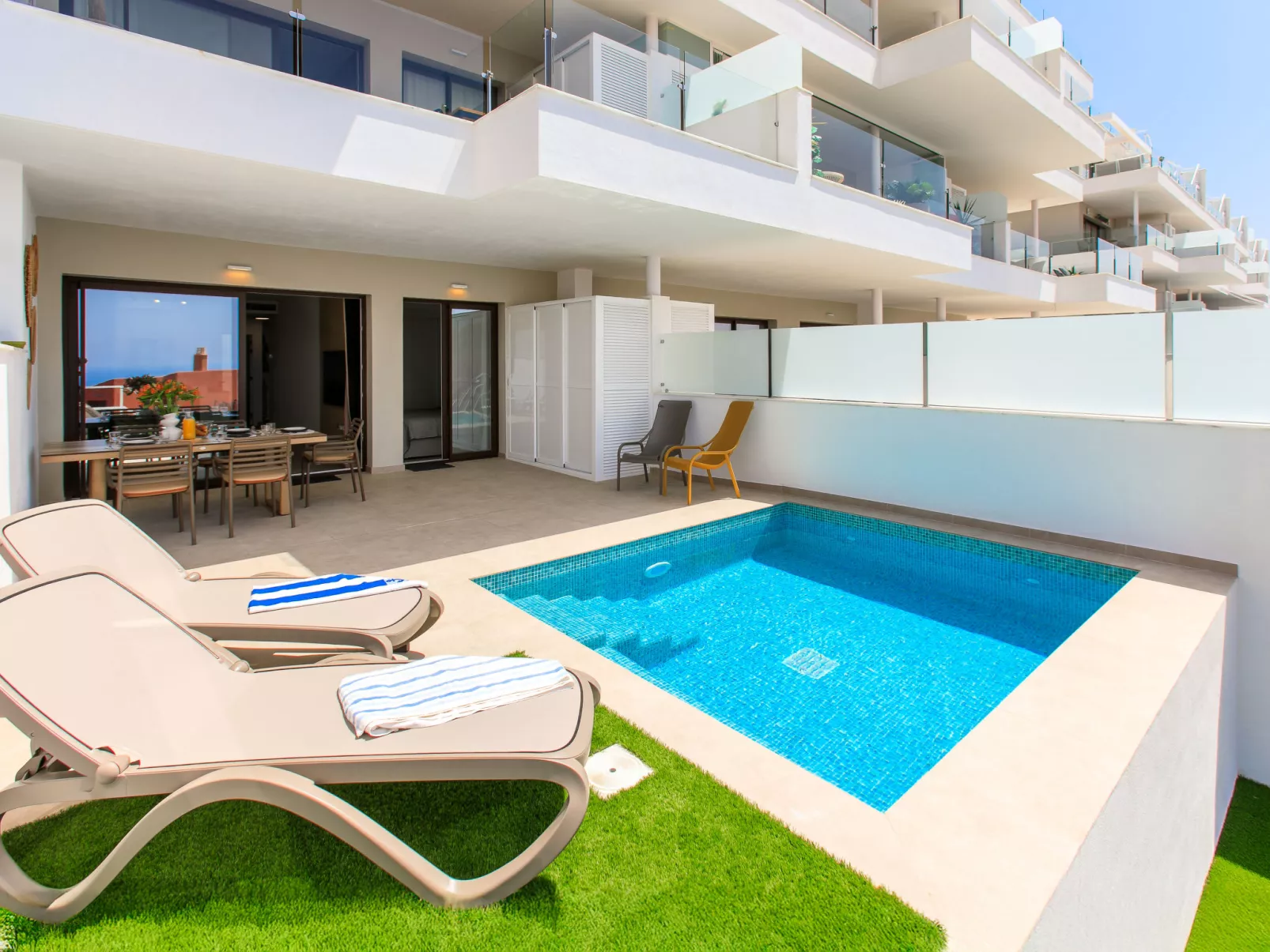 Bayview Collection free Spa & Padel-Outside