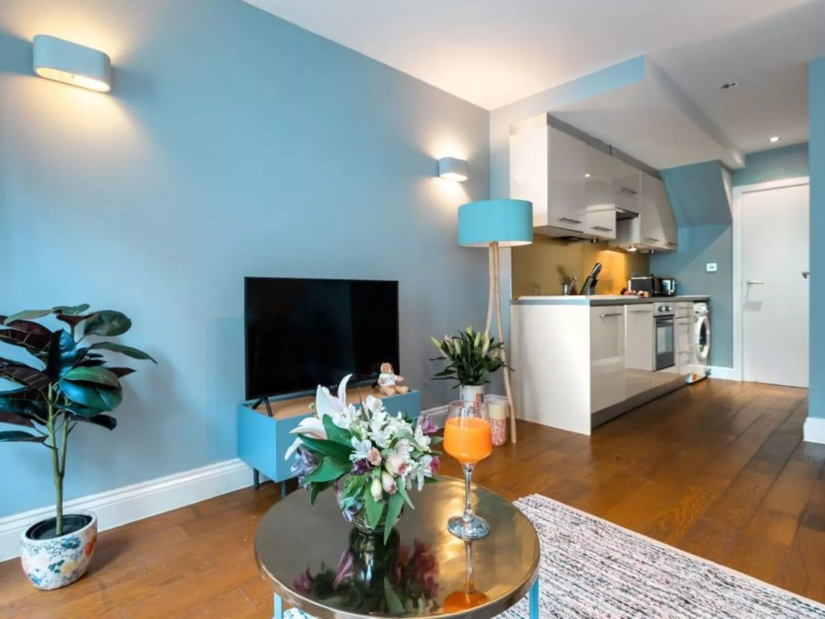 Lenna Gdns 1 Bed-Dedans