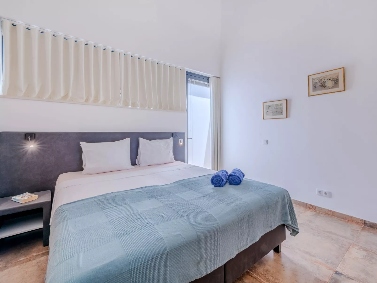 Suites Sunny Hill-Inside