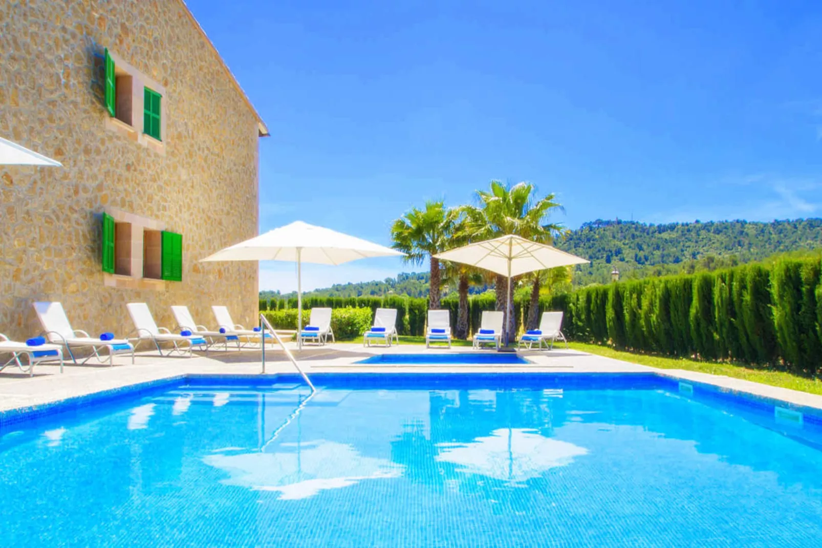 Villa Palmeral in Pe-Swimming pool