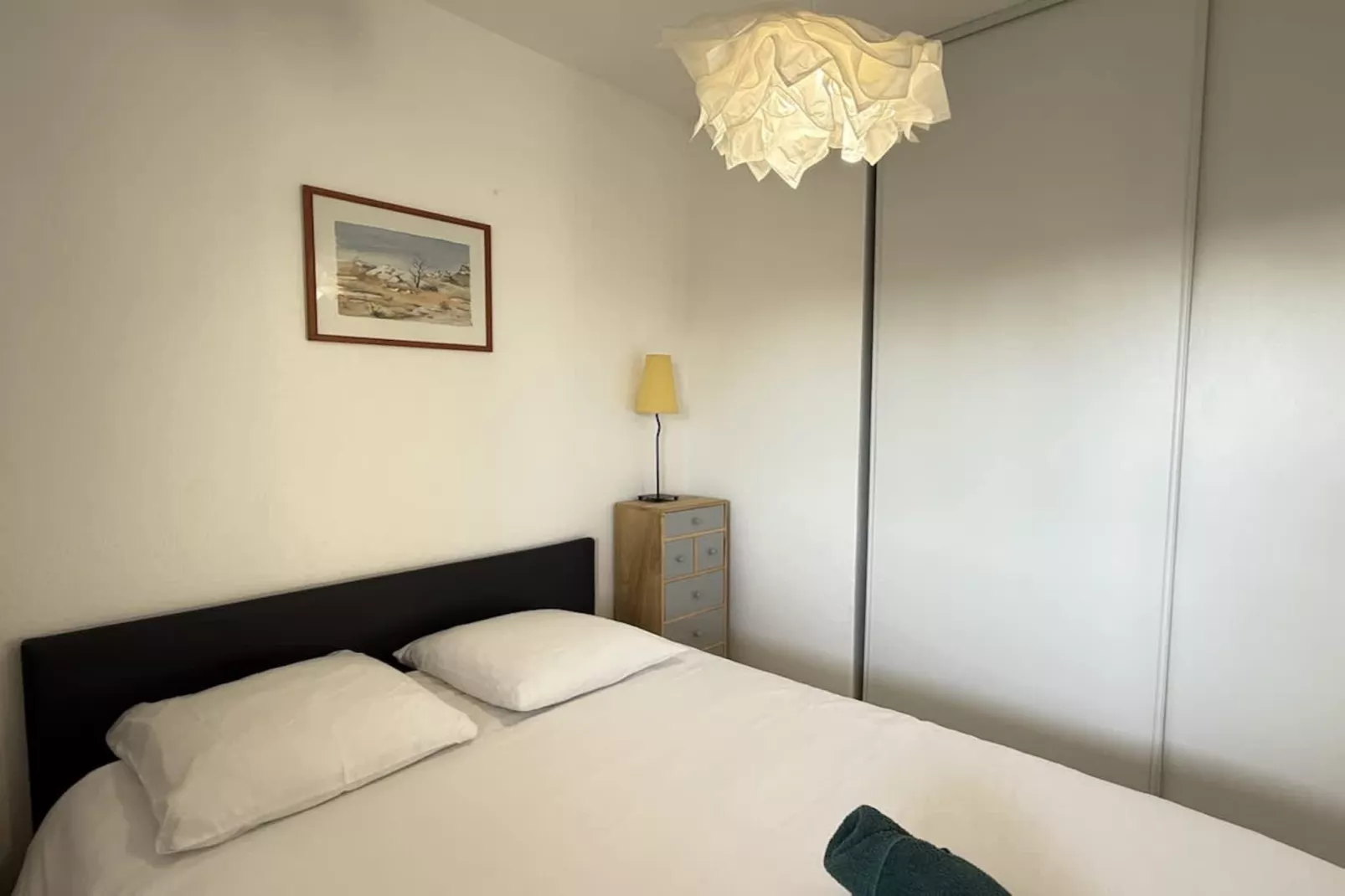 79 Évasion à Valras-Bedroom