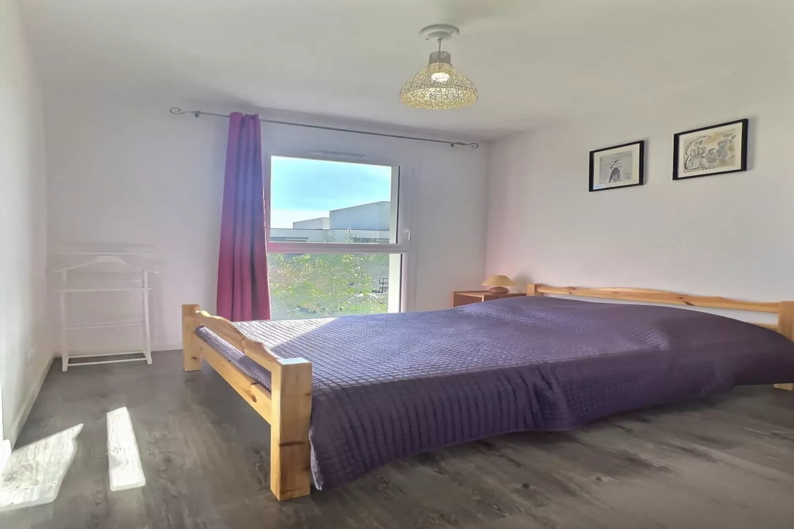 LOU 185 CUSSAC-Bedroom