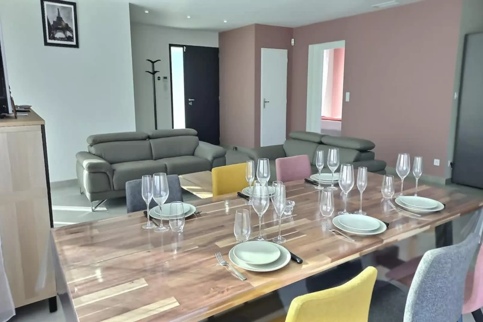 196 ALDAJUSTE-Dining room