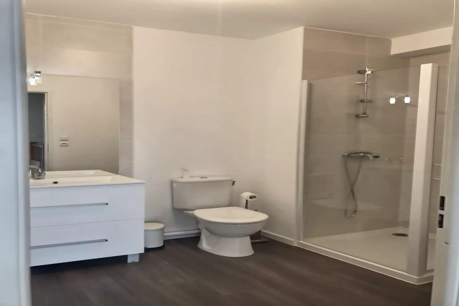LOU 187 ROY-Salle de bain