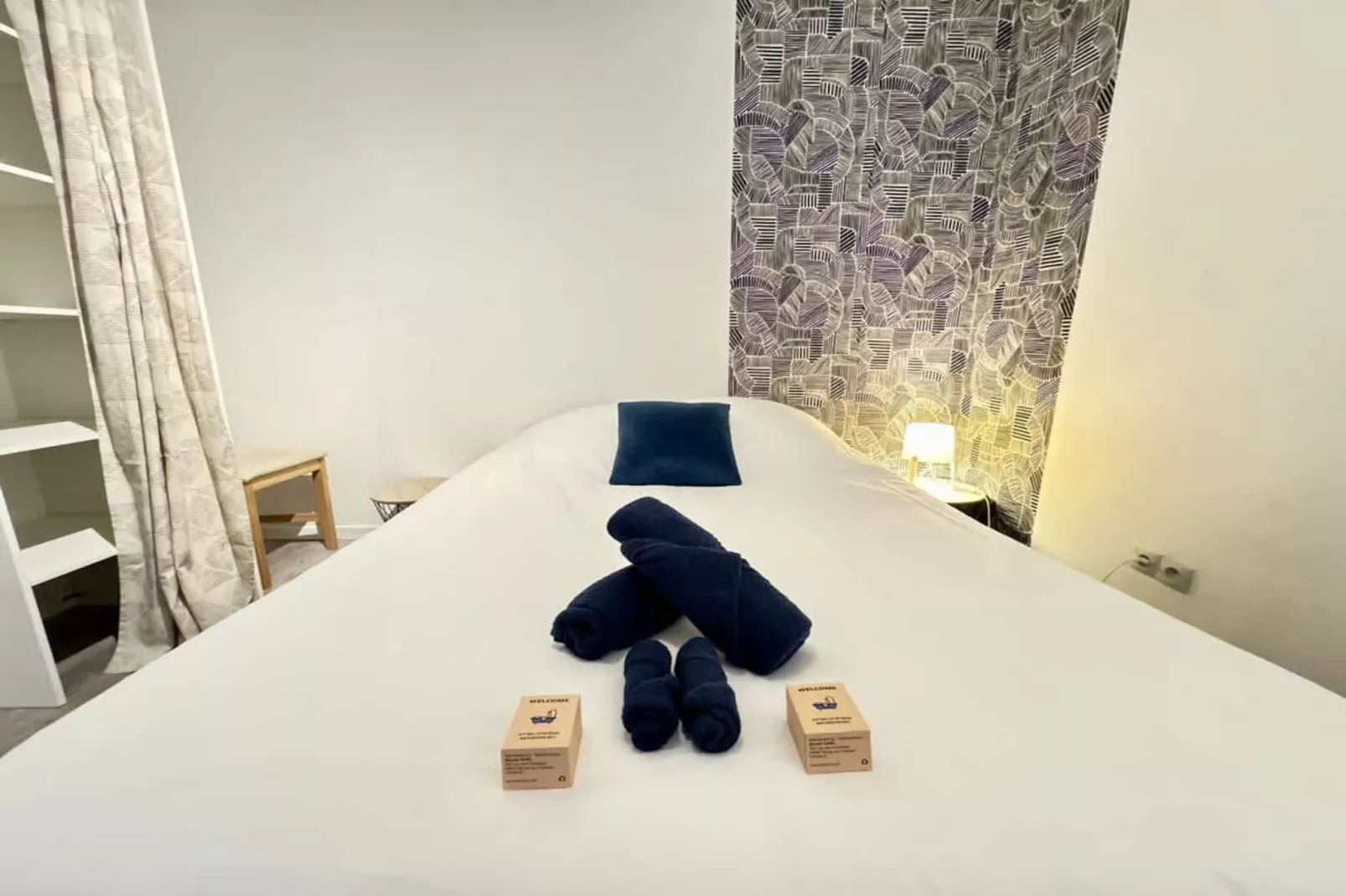 29 Chambre Neuf Éclu-Schlafzimmer