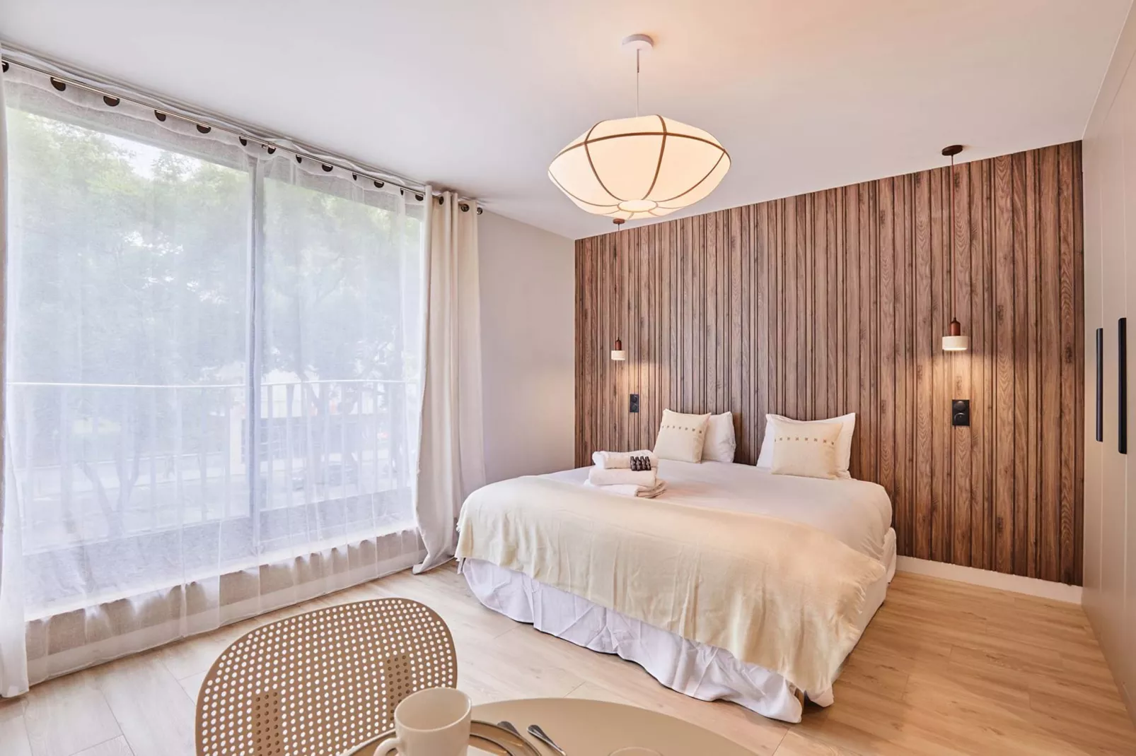 SUITE CHARONNE-Untagged
