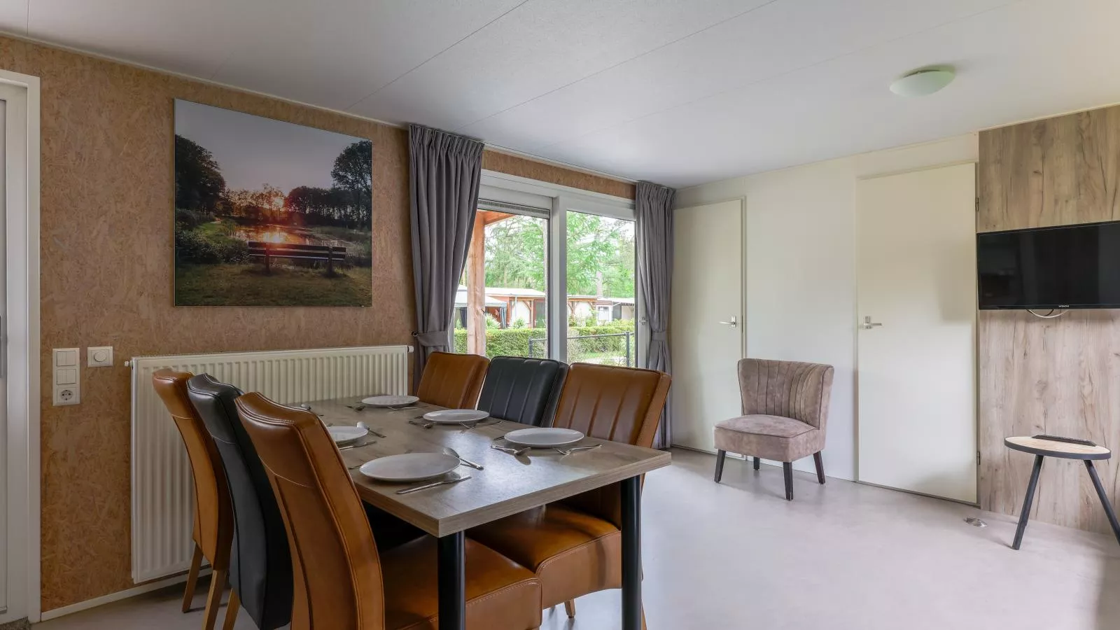 Woodchalet-Dining room