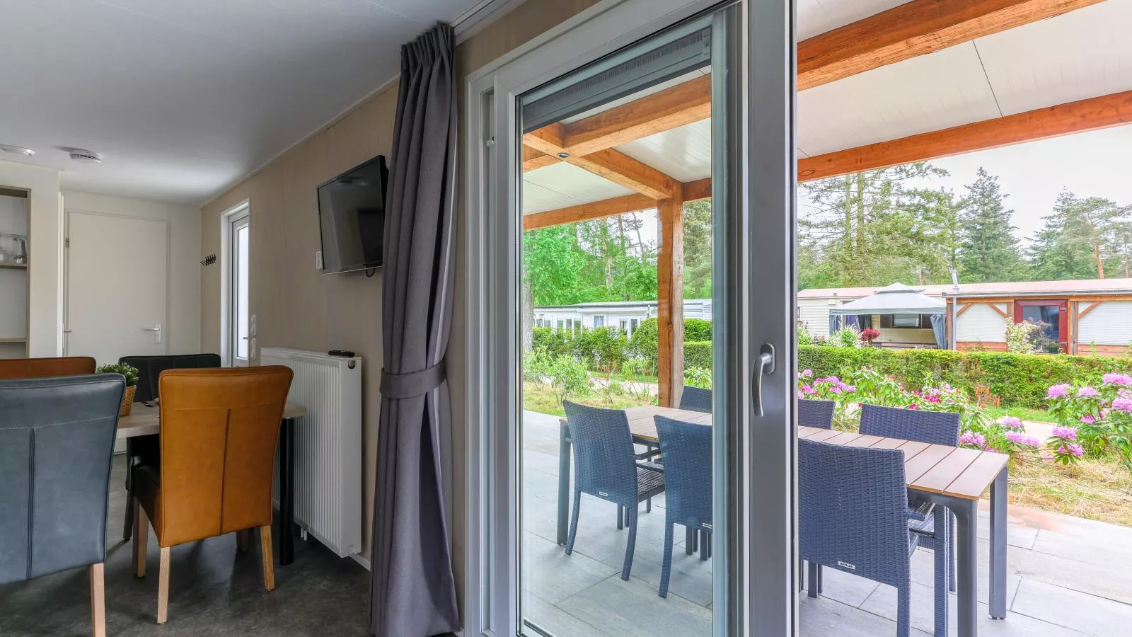Woodlodge XL 588-Vue d'été