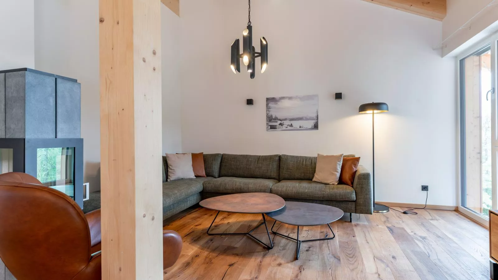 The Cosy Bear Lodge-Salon