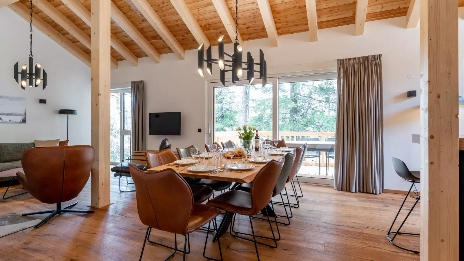The Cosy Bear Lodge-Salle à manger