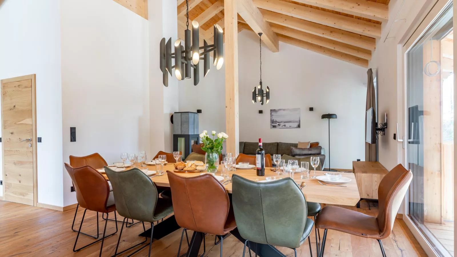 The Cosy Bear Lodge-Salle à manger