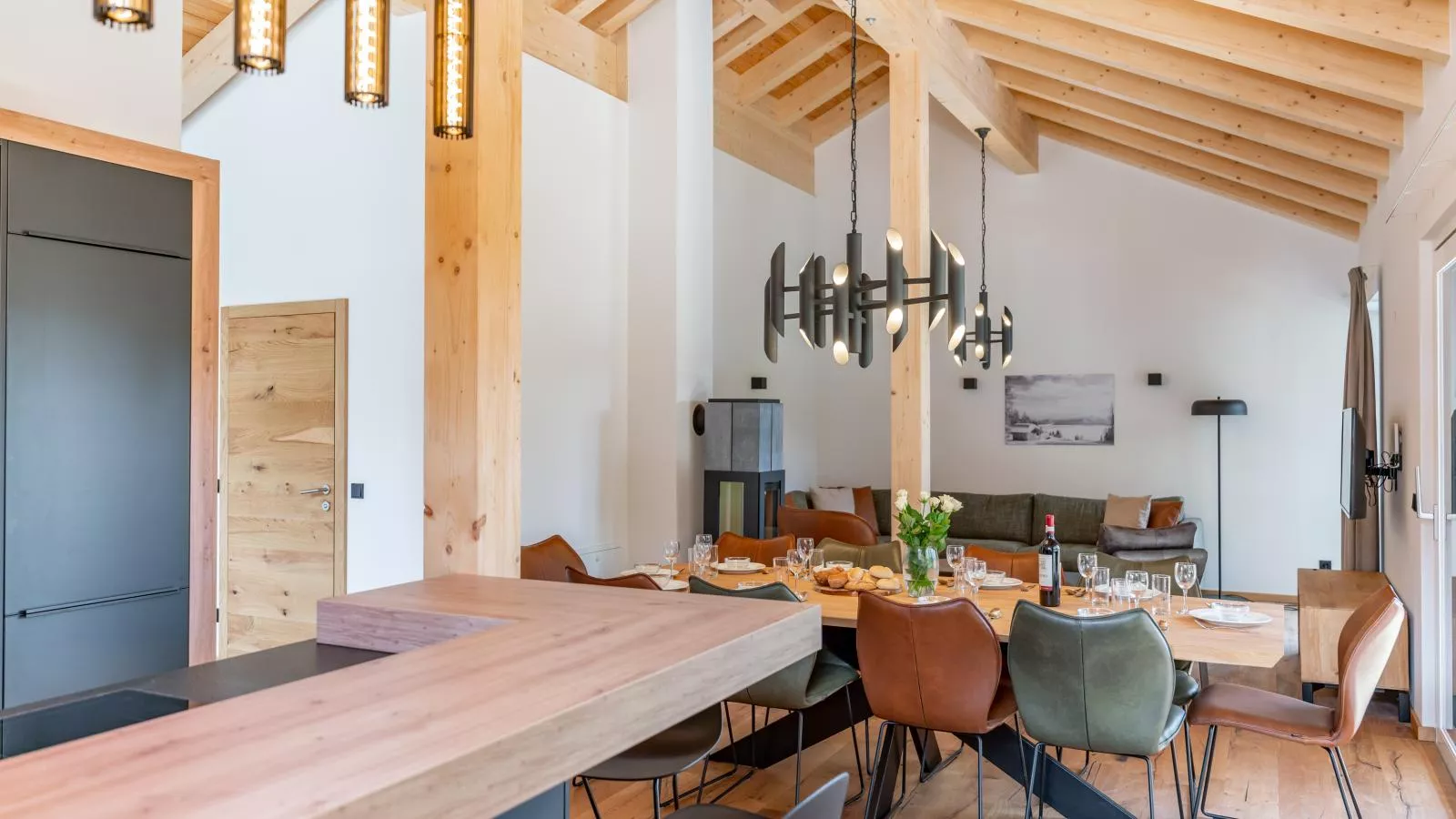 The Cosy Bear Lodge-Salle à manger