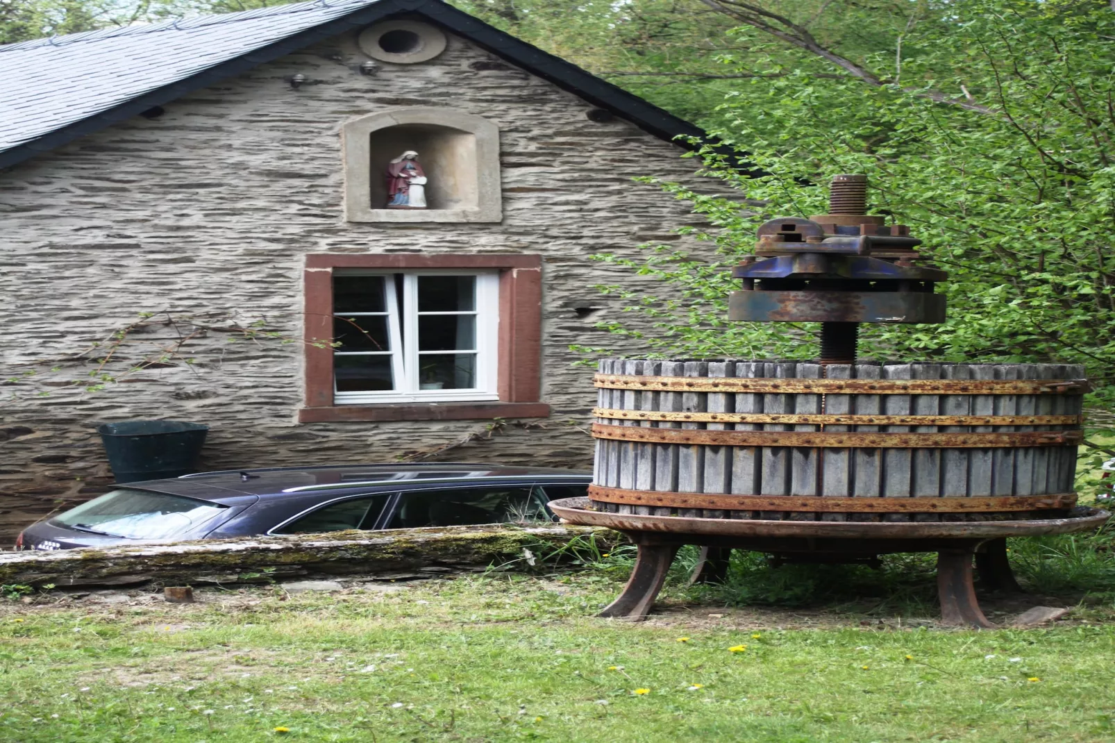 Alte Mühle-Exterior in summer