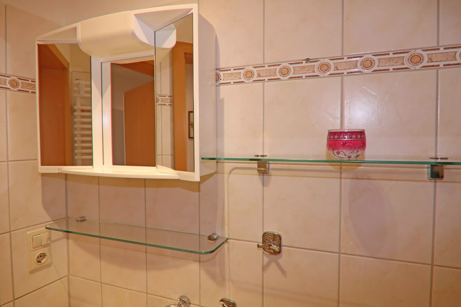 Sonnenterrasse Im EG Goethestr 10-Bathroom