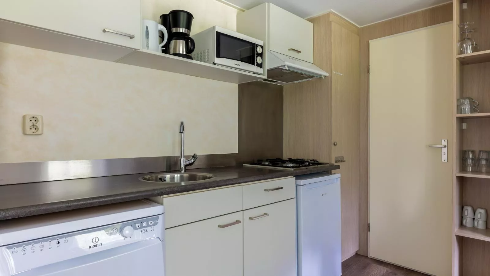 Easy Chalet-Kitchen
