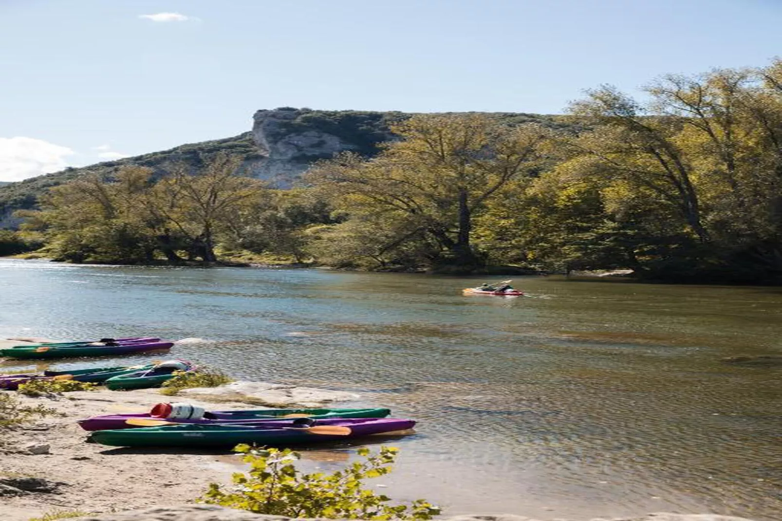 Le Domaine des Hauts de Salavas 3-Areas within 20km in summer
