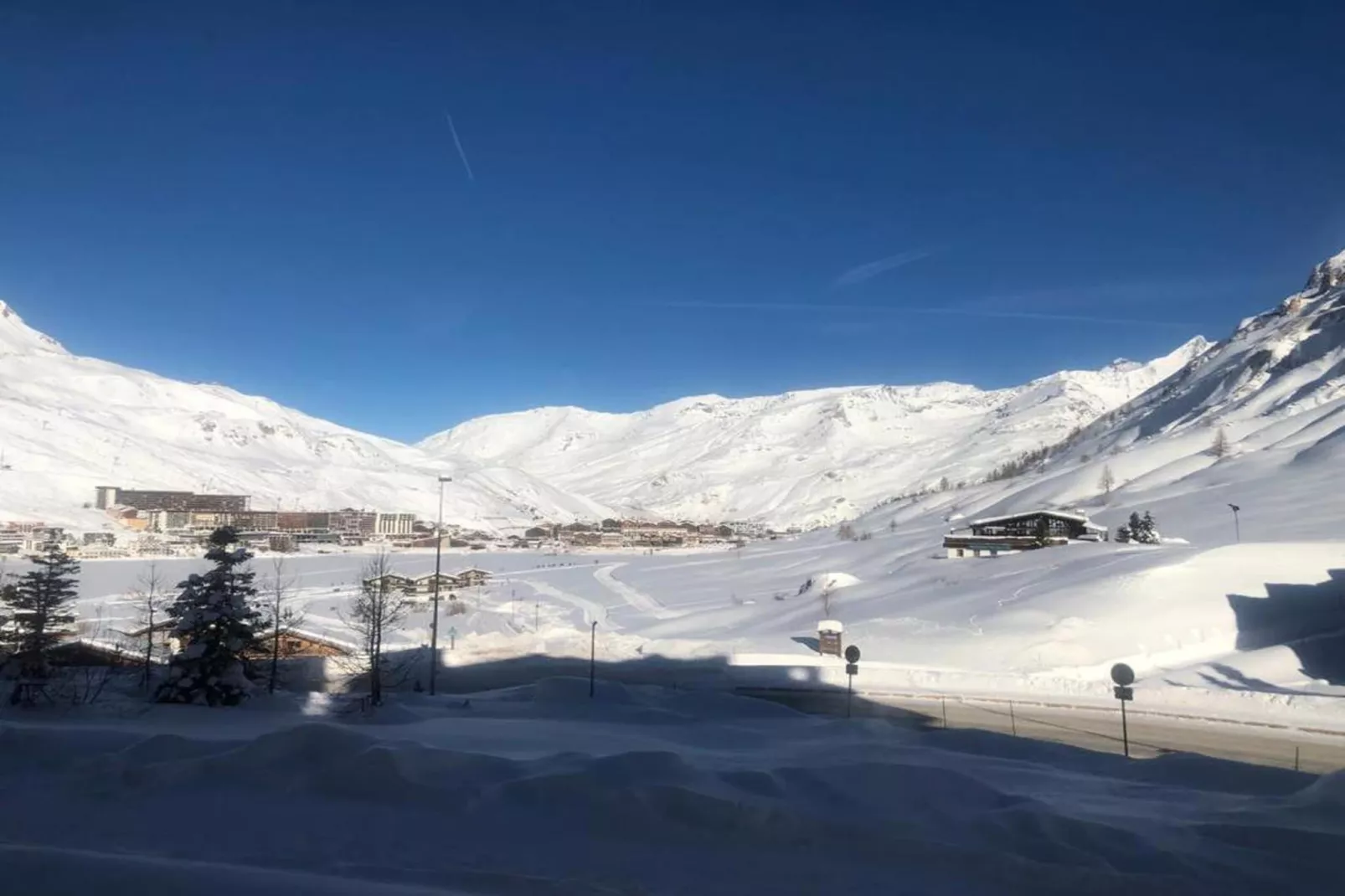 Le Hameau du Borsat 2-Area within 20km in winter