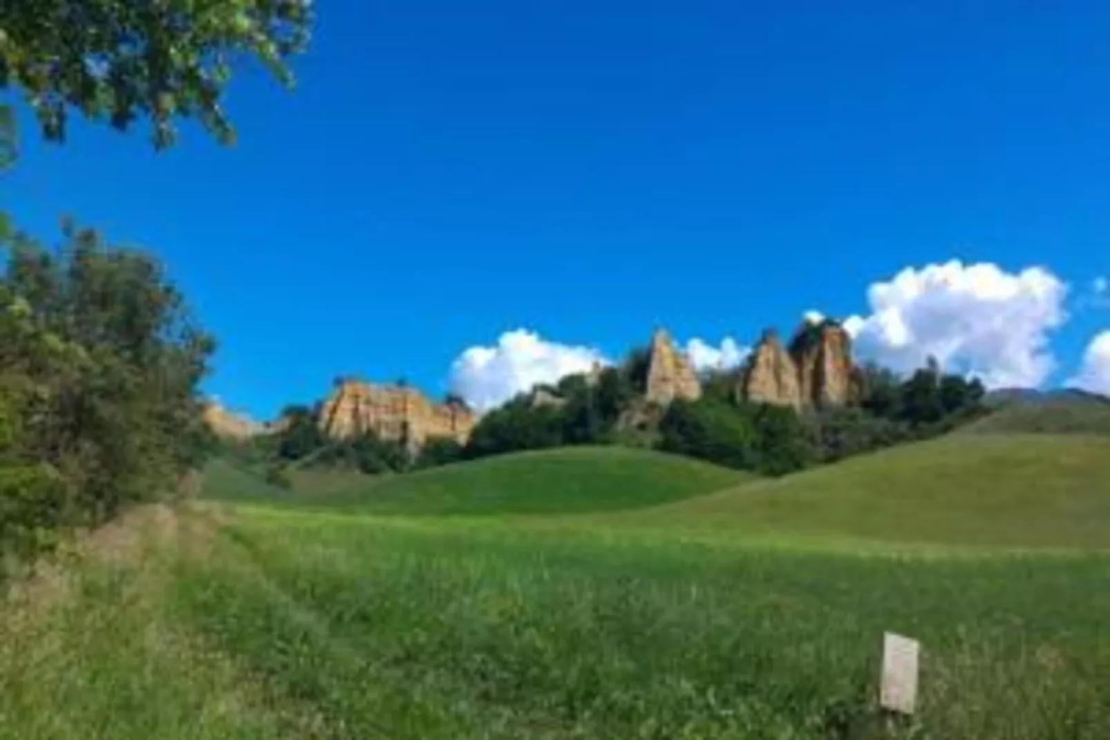 Monna Due-Areas within 20km in summer