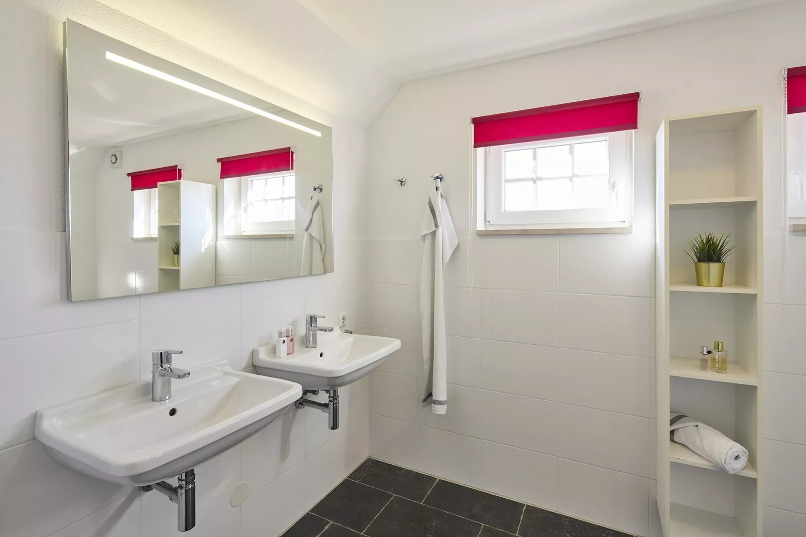 Buitenhof De Leistert 12-Salle de bain