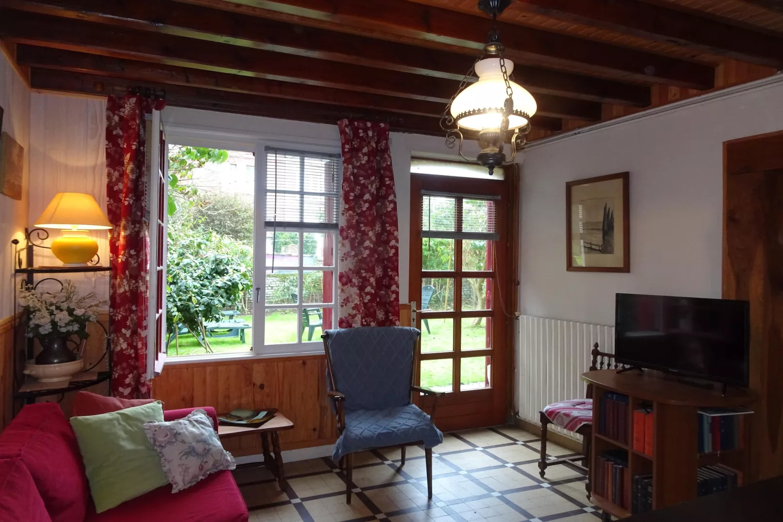 Semi-detached house Etretat-Living room