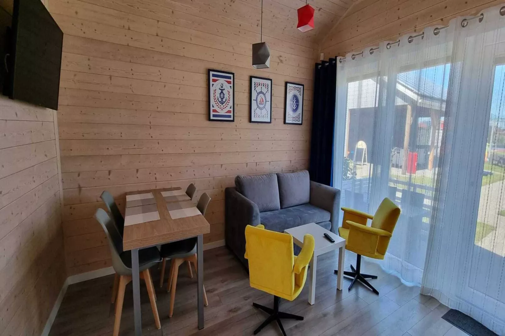 Domki wakacyjne parterowe Sarbinowo-Living room