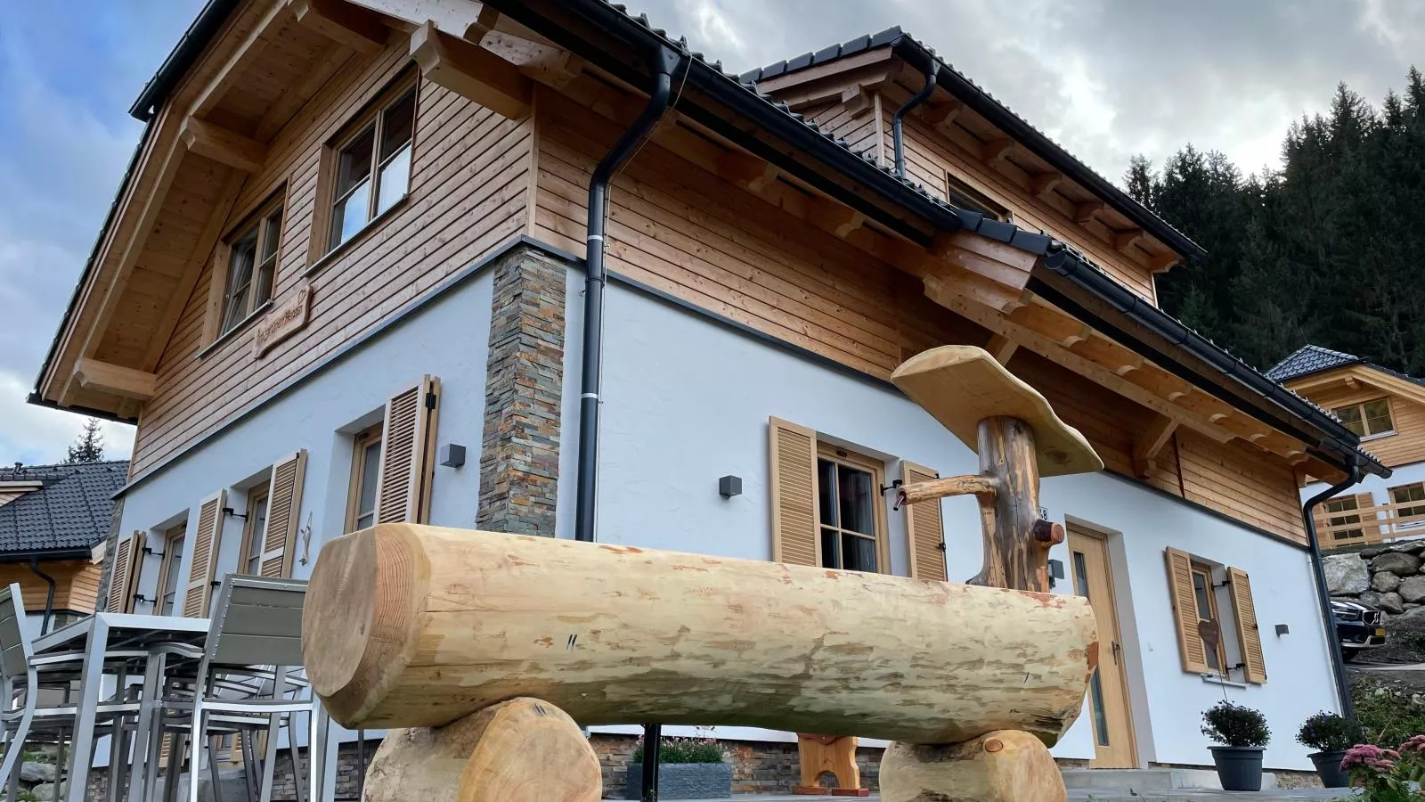 Im grünen Herzen-Außenbereich Sommer