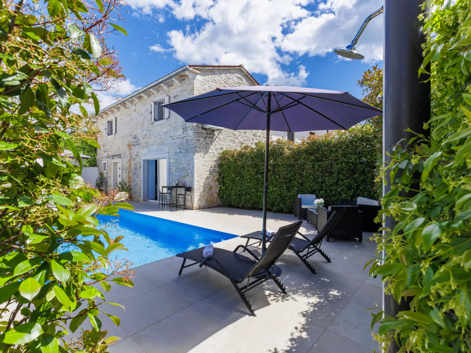 Villa Karmen-Dehors