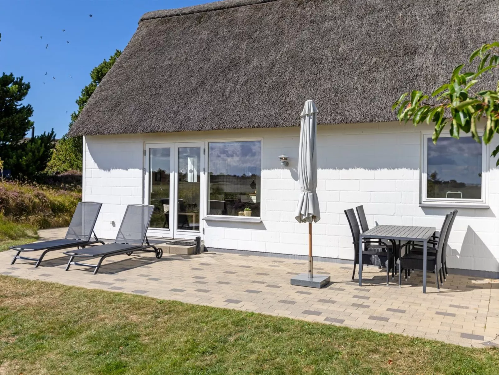 "Clare" - 4km from the sea-Draußen