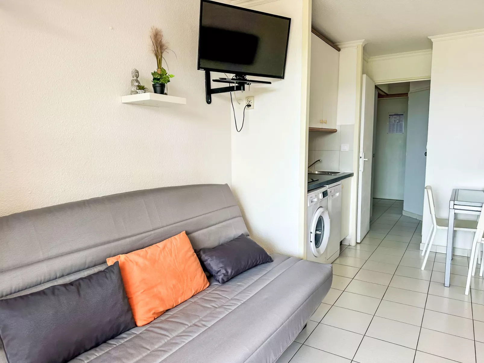 Le Village (C9 279)-Dedans