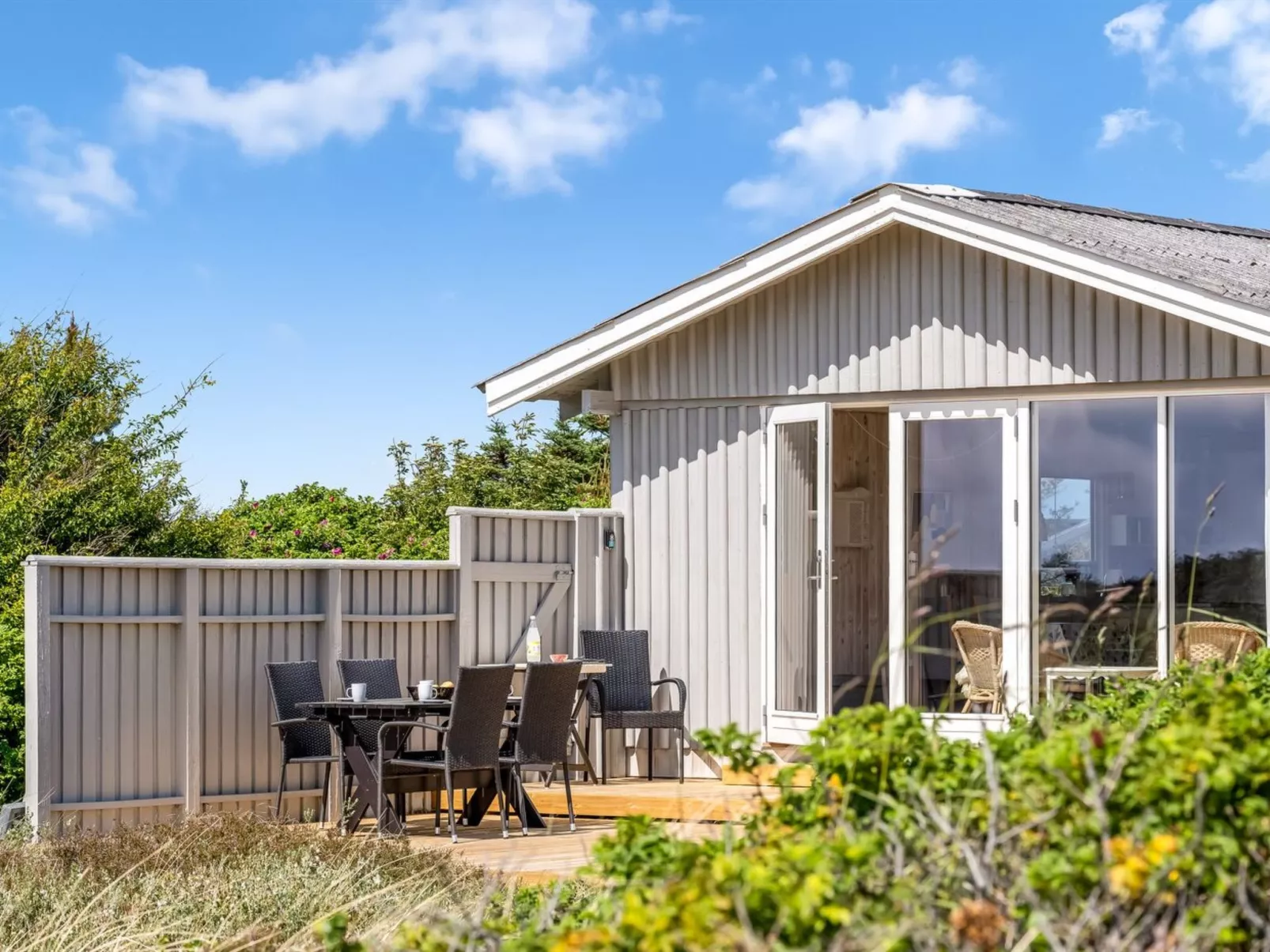 "Tayanita" - 750m from the sea-Outside