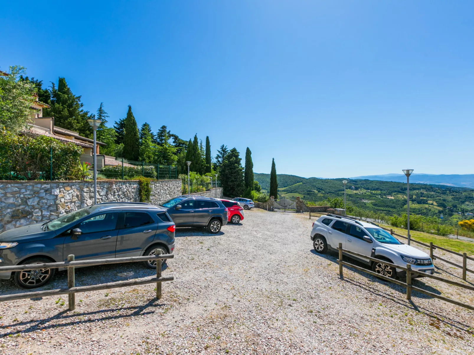 Poggio di Nocola-Outside