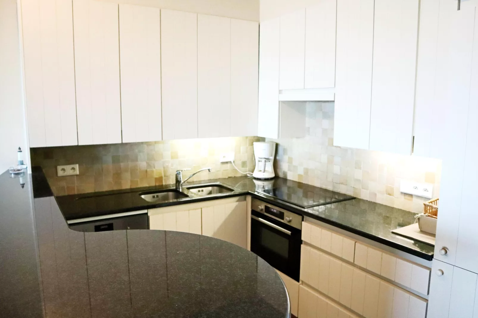 CASINO AB / A0104-Kitchen