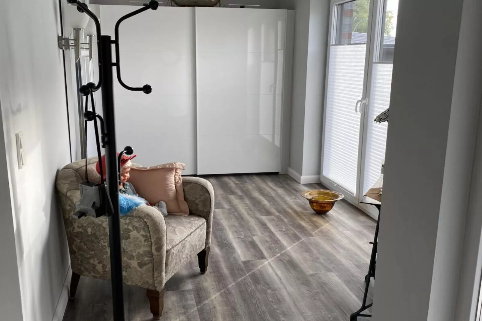276306-Living room