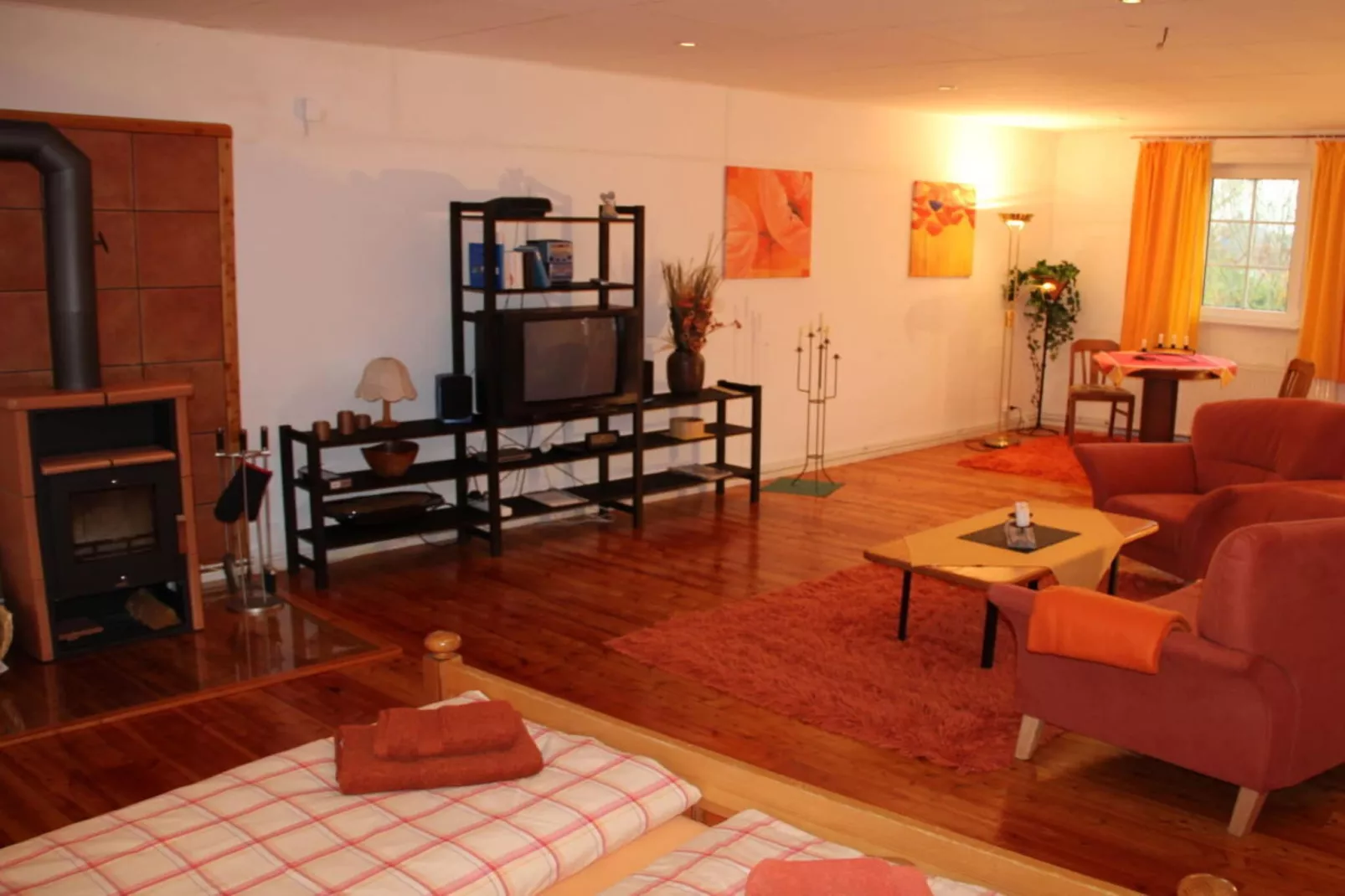 231467-Living room