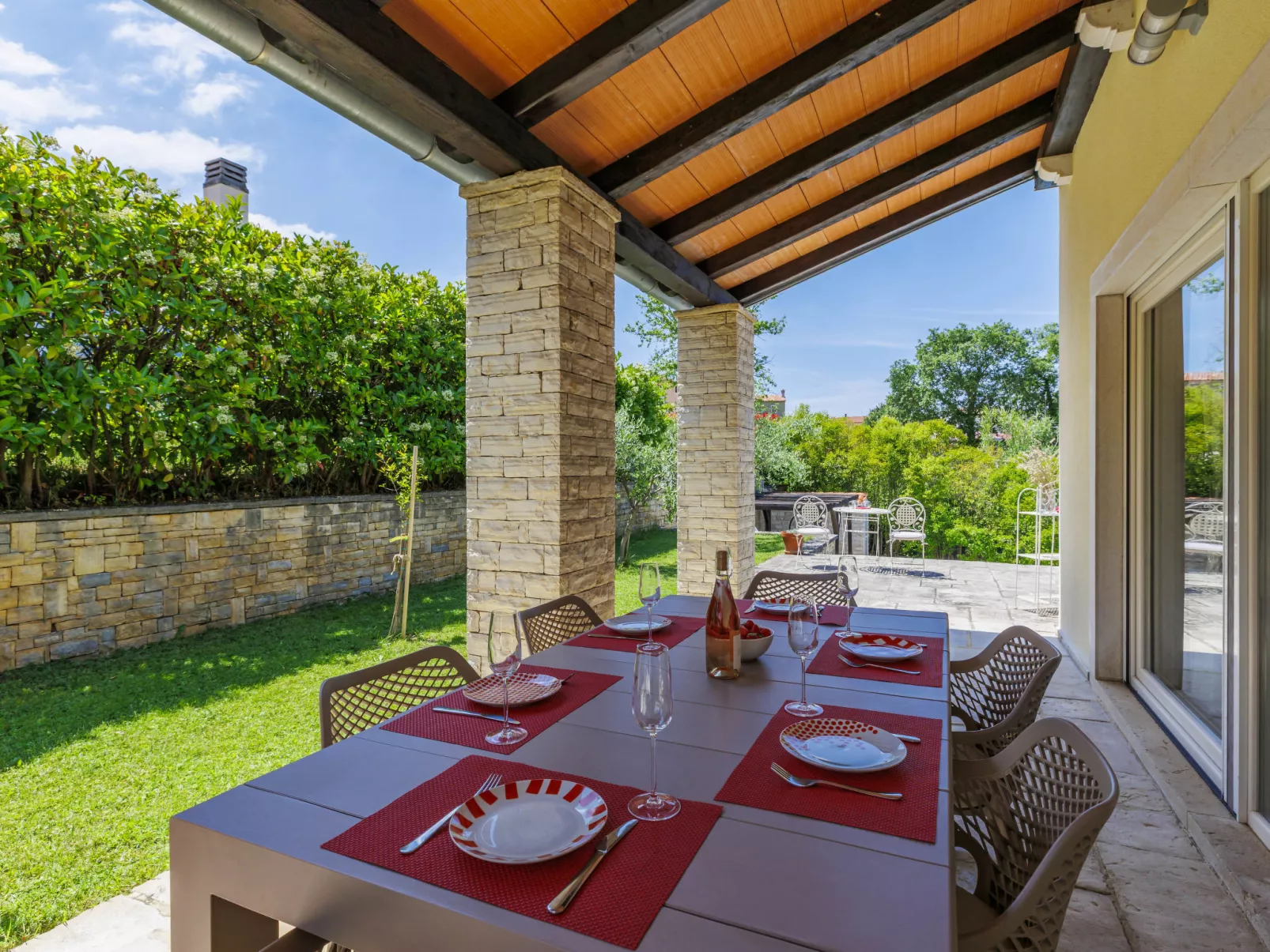 Villa Samanta-Draußen