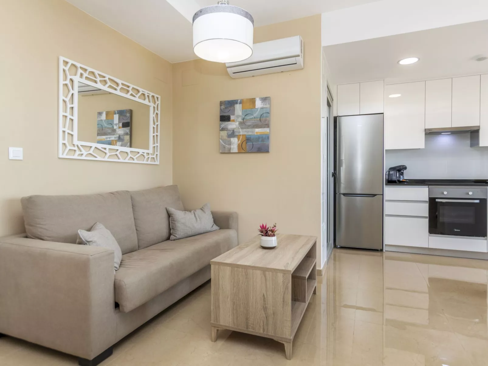 Ciudad Jardin II-Inside