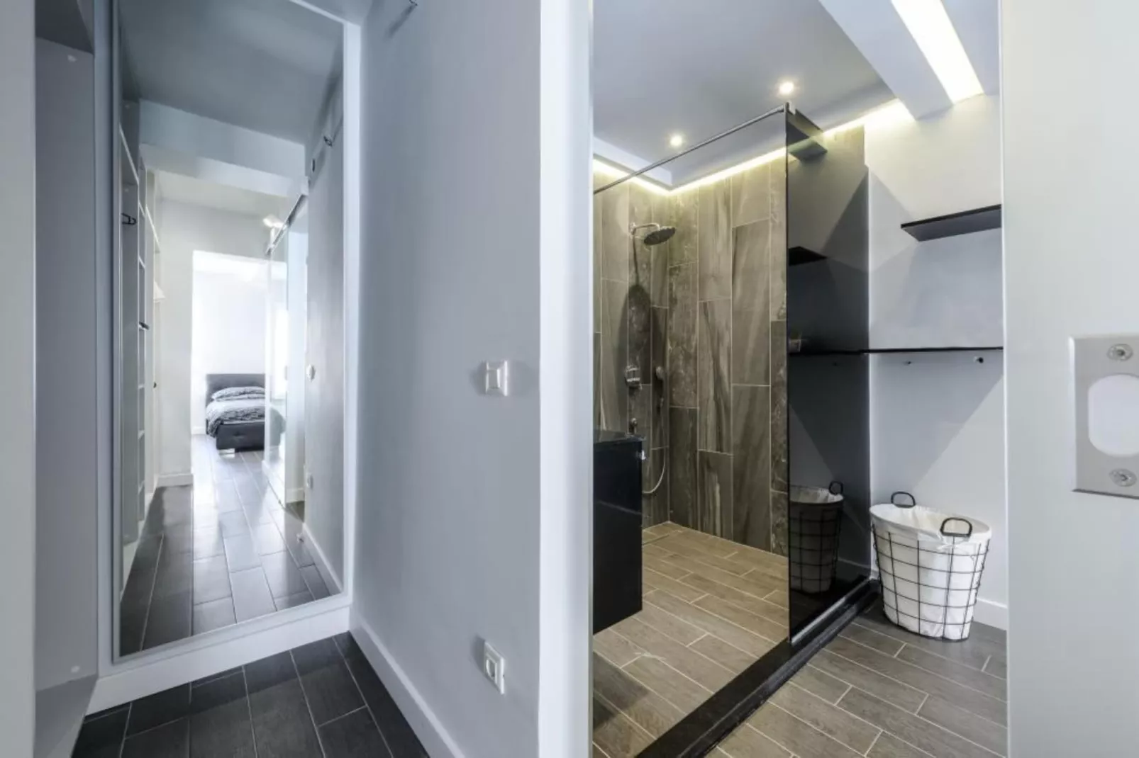 Apartment LaVilla - Two Bedroom Apartment with Balcony and Sea View (Žuti)-Bathroom