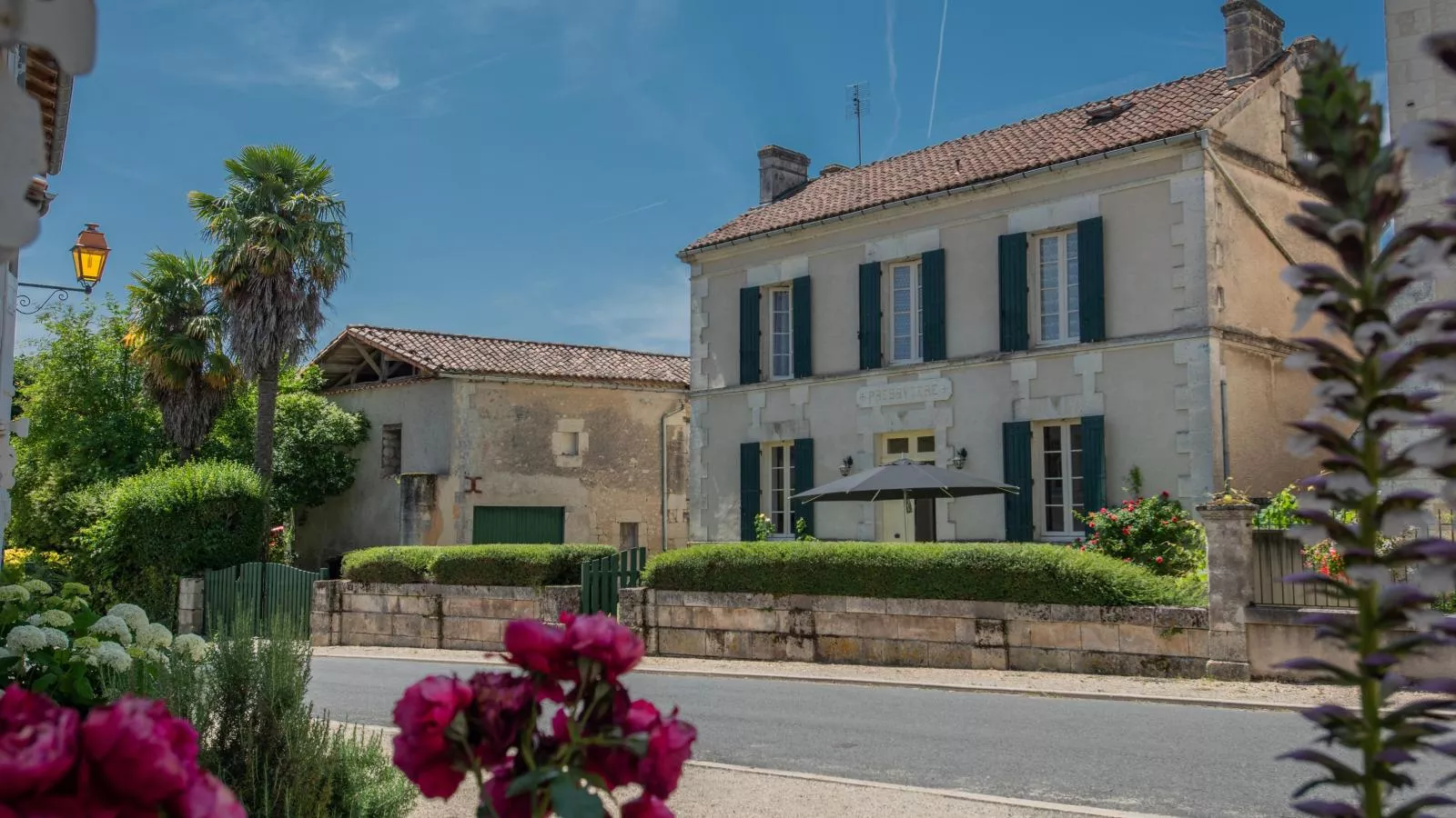 Gîtes de La Maison du Bonnesheur-Extérieur été