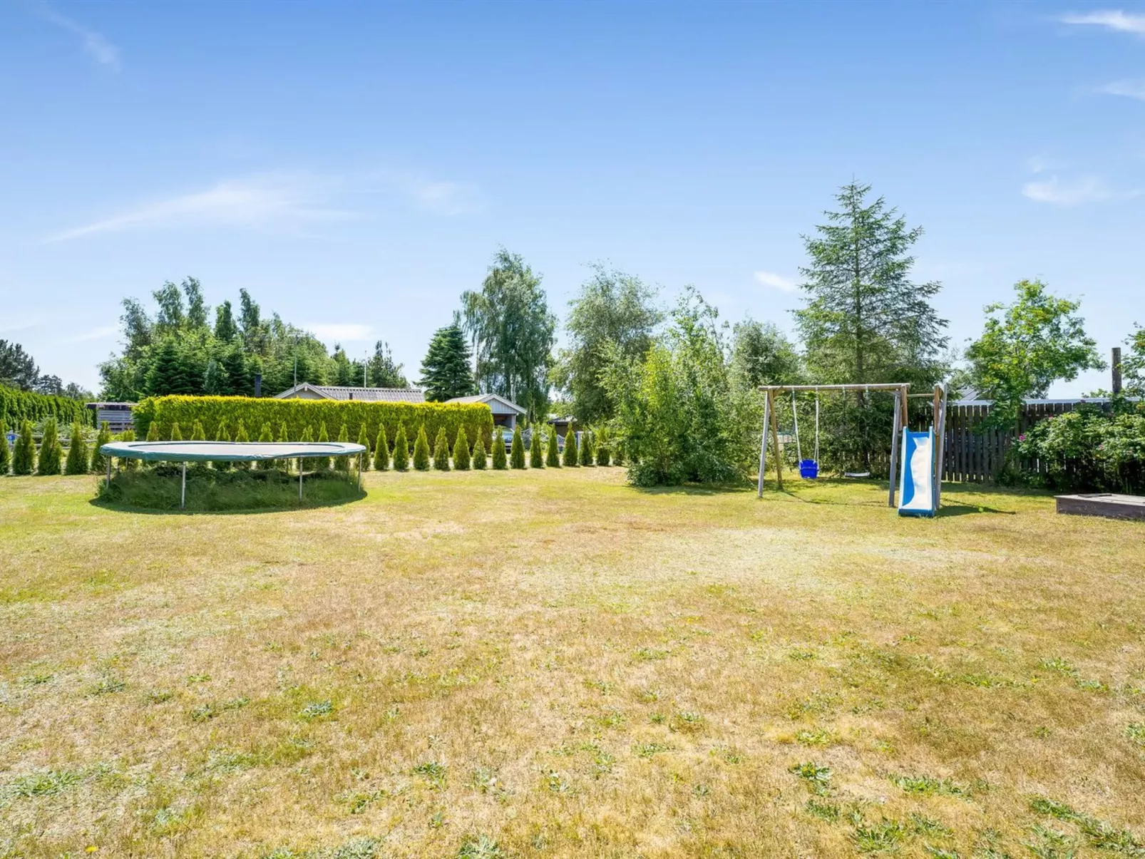 "Estella" - 900m from the sea-Outside